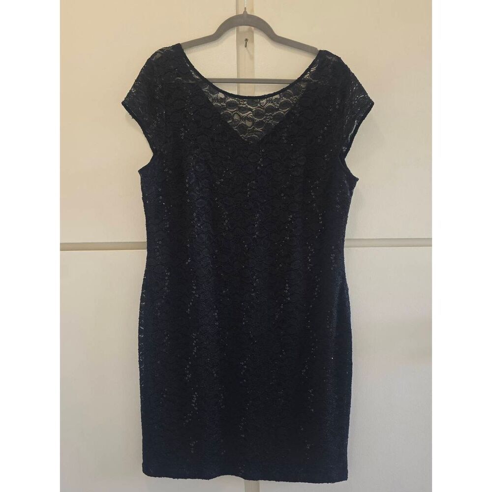 Nine West Black Stretch Lace Dress, Scoop Neck, V Back, Slvls, NWOT, Sz. 16